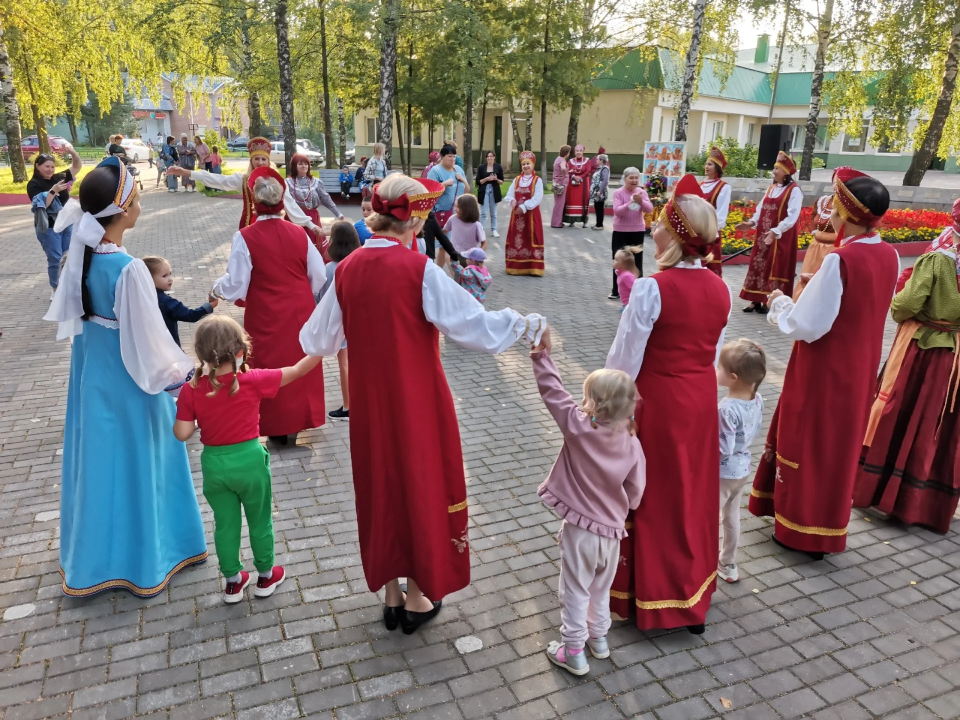 «Яблочный спас яблок припас»
