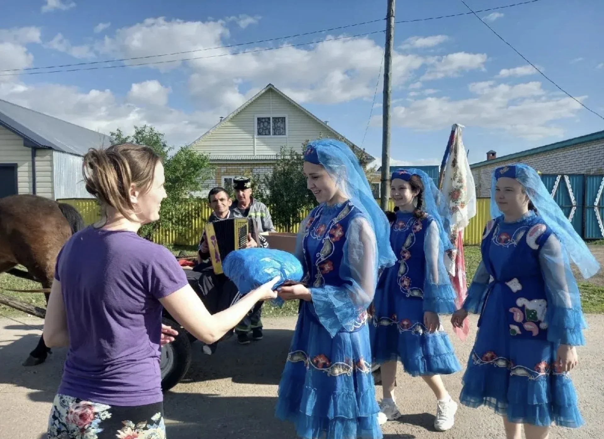 Татарский обряд «Бирнә җыю»