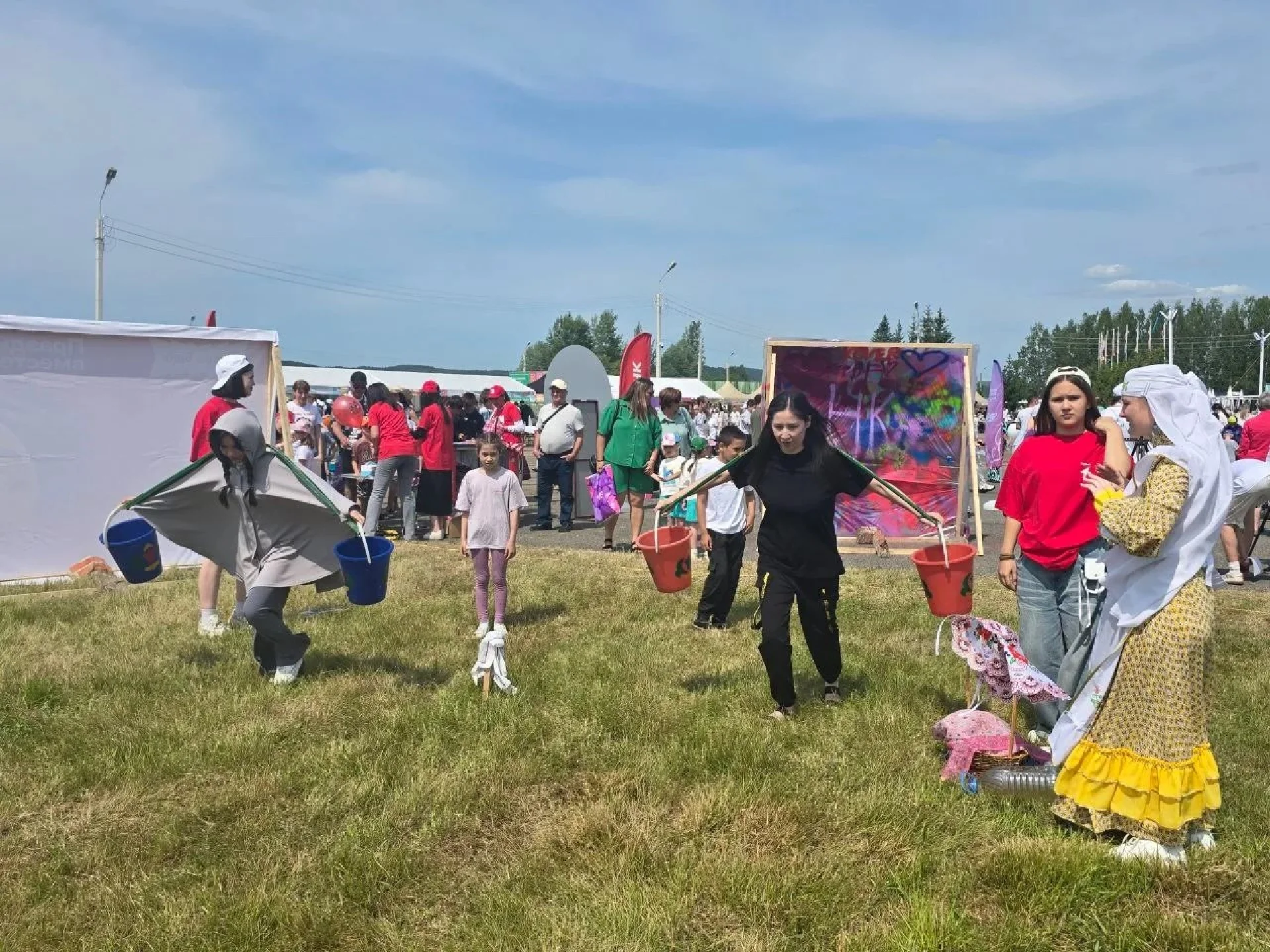 Интерактивная площадка в рамках проведения татарского национального праздника Сабантуй