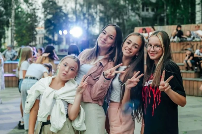 Дискотека "Фиалка"