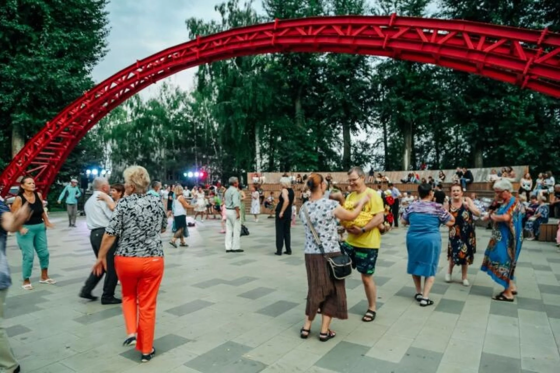 Дискотека "Фиалка"