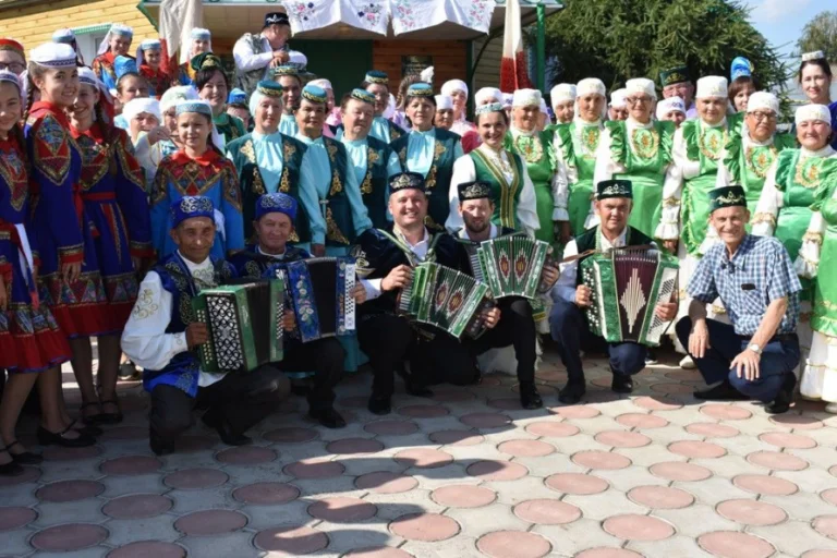 Районный фестиваль "Самое поющее село"