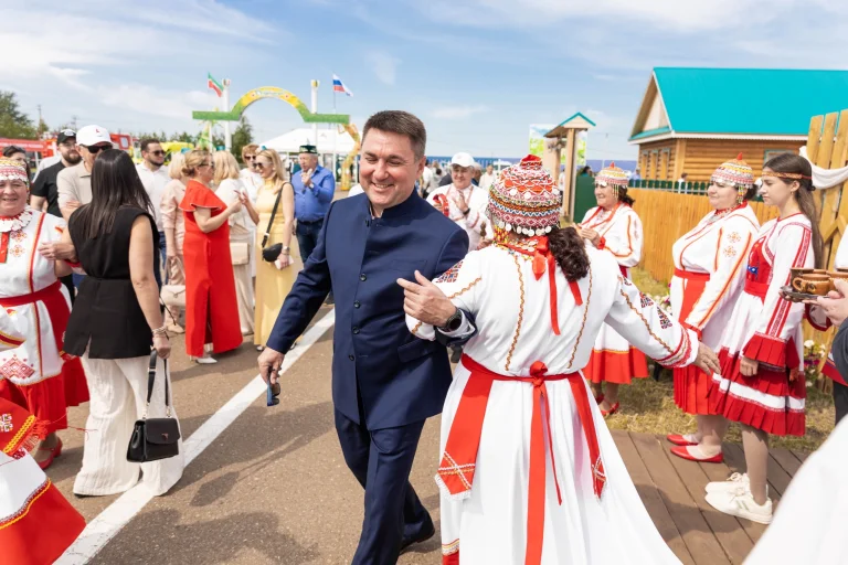 Мастер-классы на Чувашском подворье в рамках проведения праздника "Сабантуй"Мастер-классы в самом сердце Сабантуя.