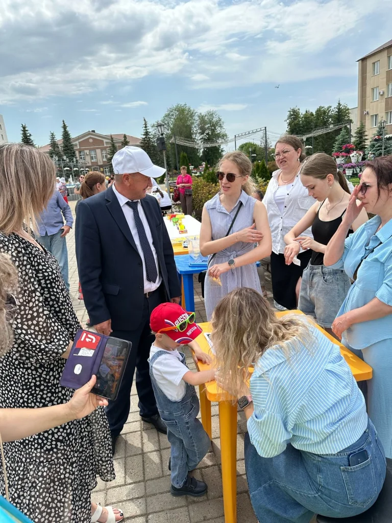 Игровая площадка «Веселое детство» ко дню защиты детей