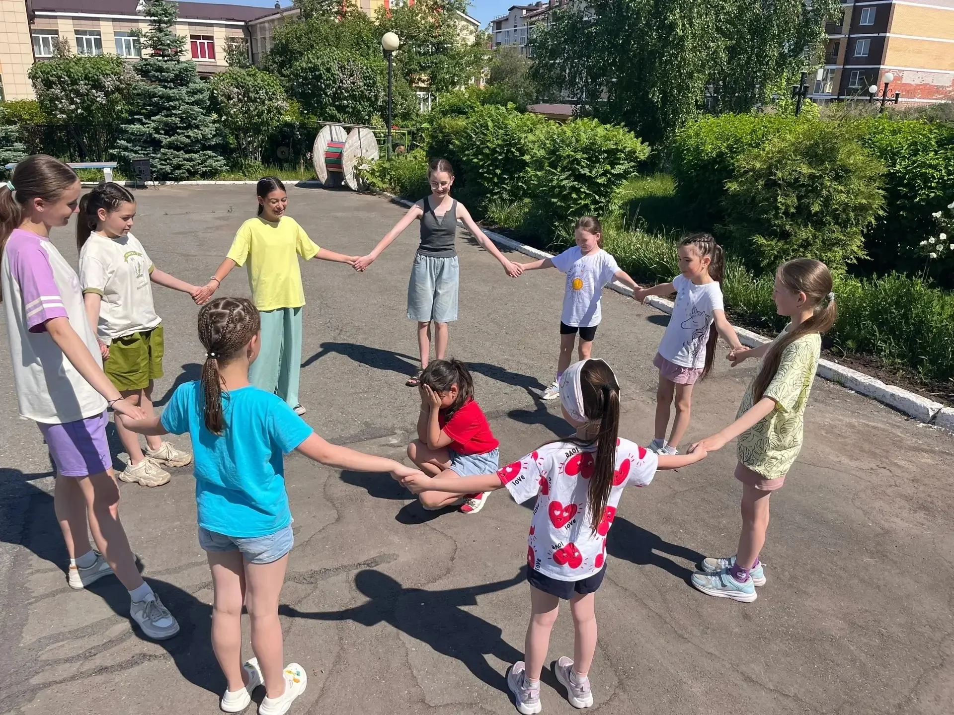 Эстафета дружбы – весёлые старты