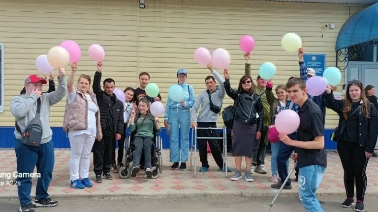 "Краски детства", конкурс рисунков на асфальте "Я рисую детство"