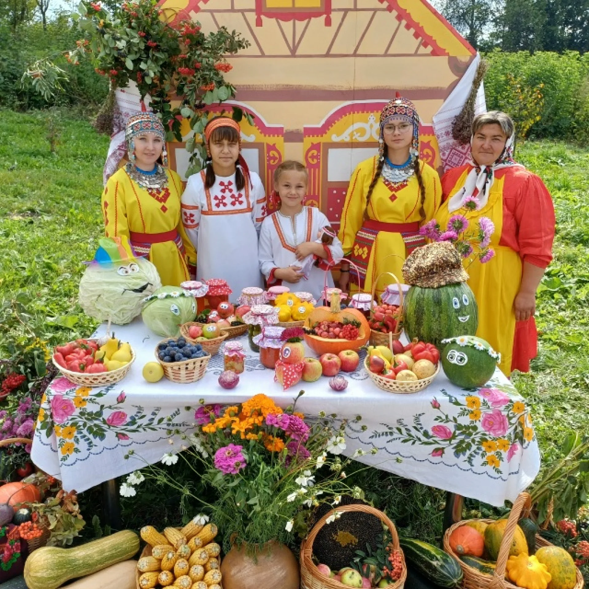 Народный праздник "Микула Уяве"