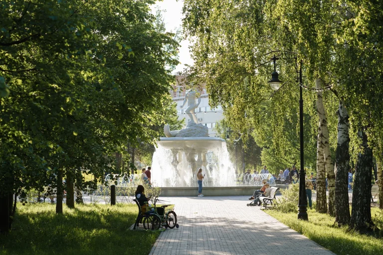 Кинопоказ в Саду рыбака