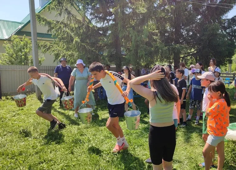 «Весёлое детство»