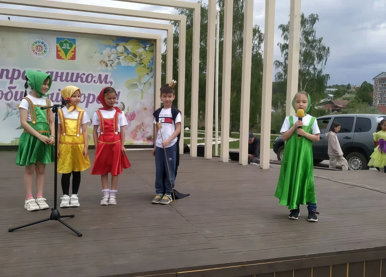 Пушкинский день в России