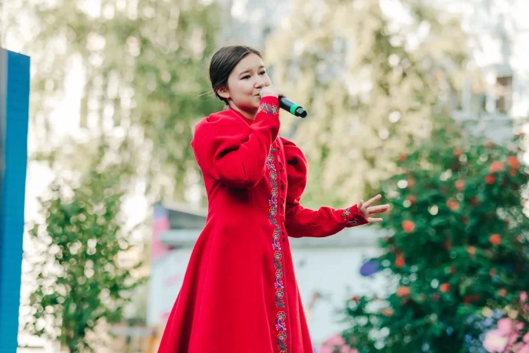 «Как по речке»