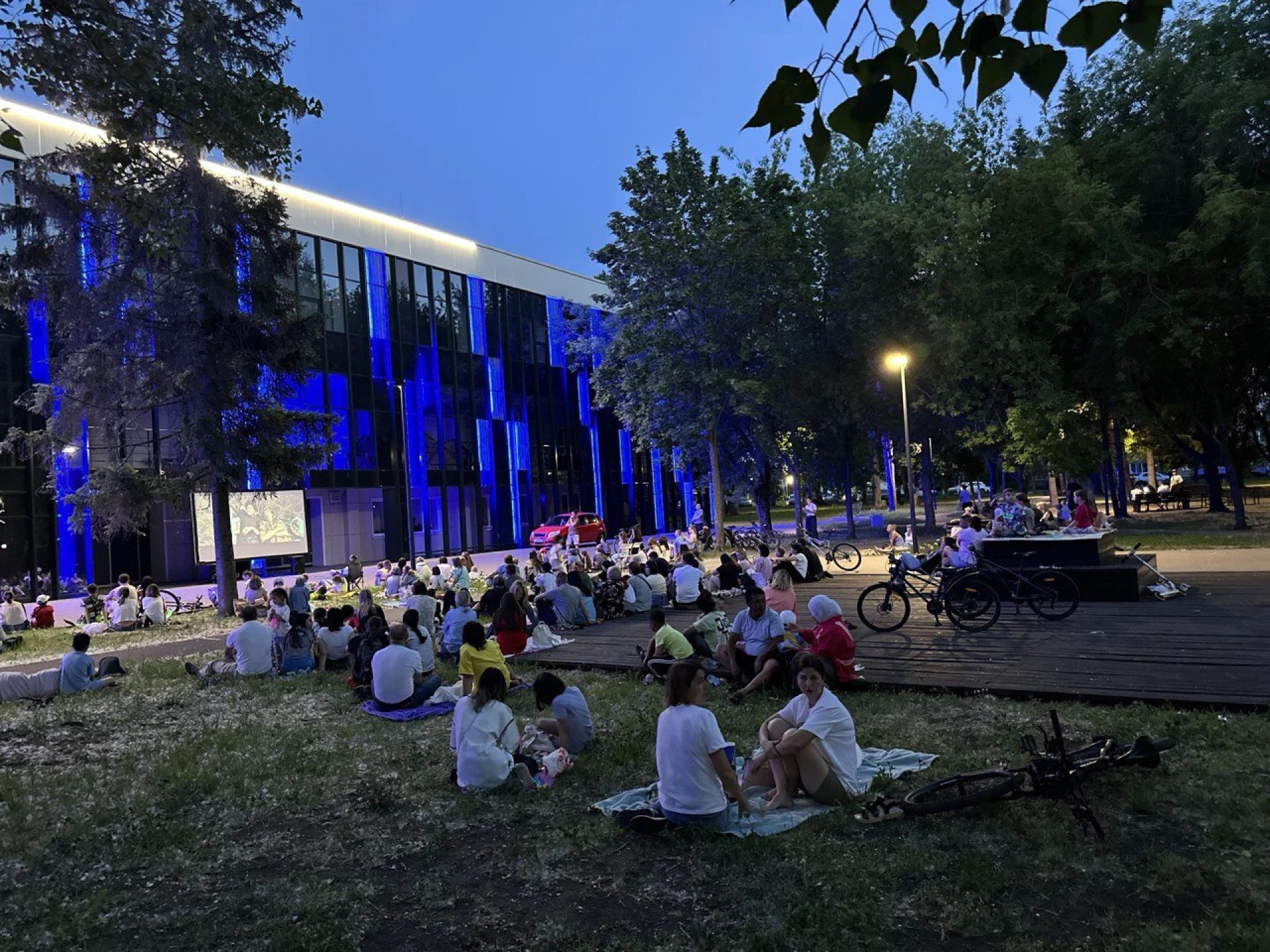 Кино под открытым небом