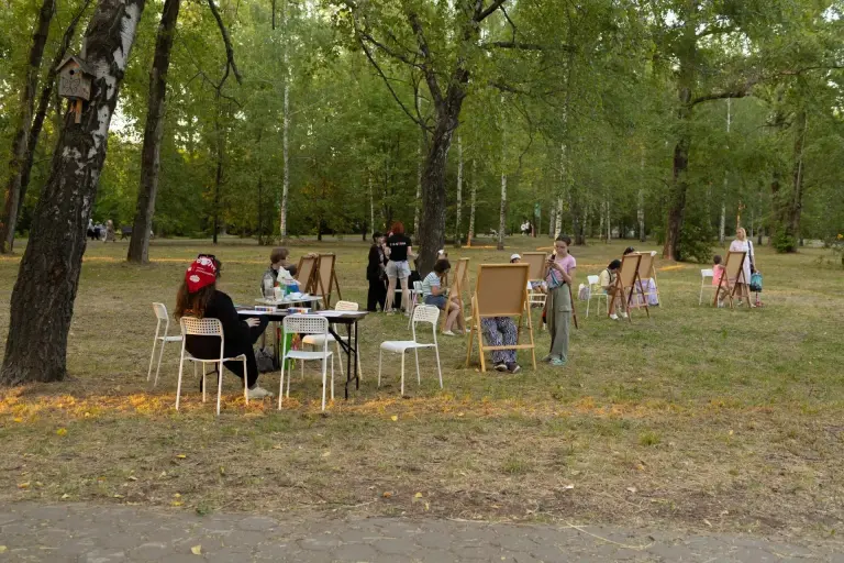 Мольбертләрдә рәсем ясау «Көньяк»
