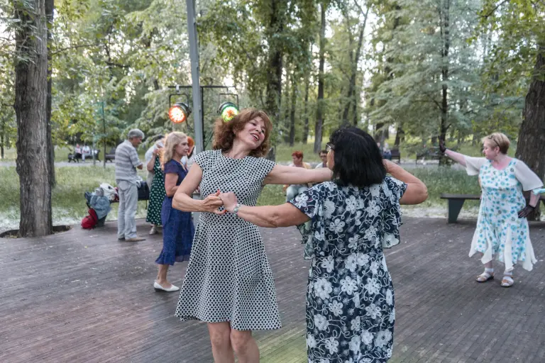 Все на улицу! Летние танцевальные мастер-классы!