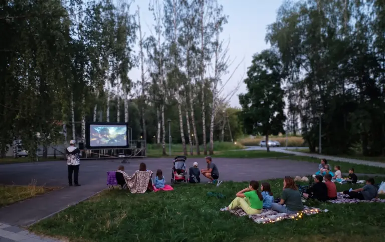 Показ мультфильма "Пушистое превращение"