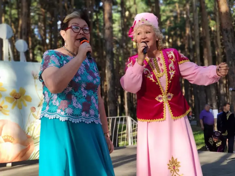 Гармонь, моя певучая!