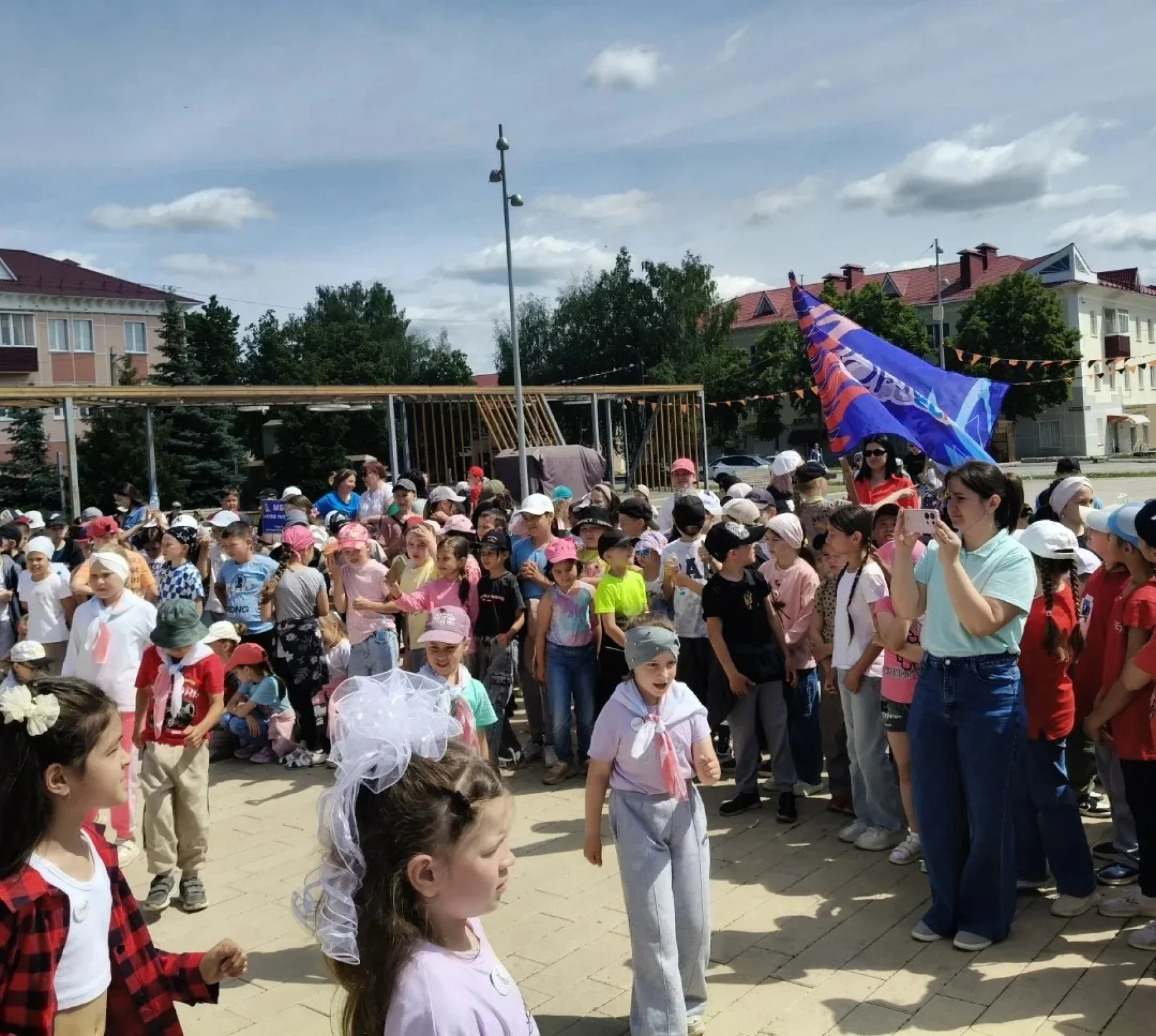 Здравствуй, лето!