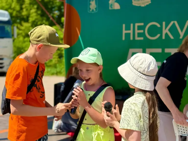 Уличная репетиция КВН «Дуэт»