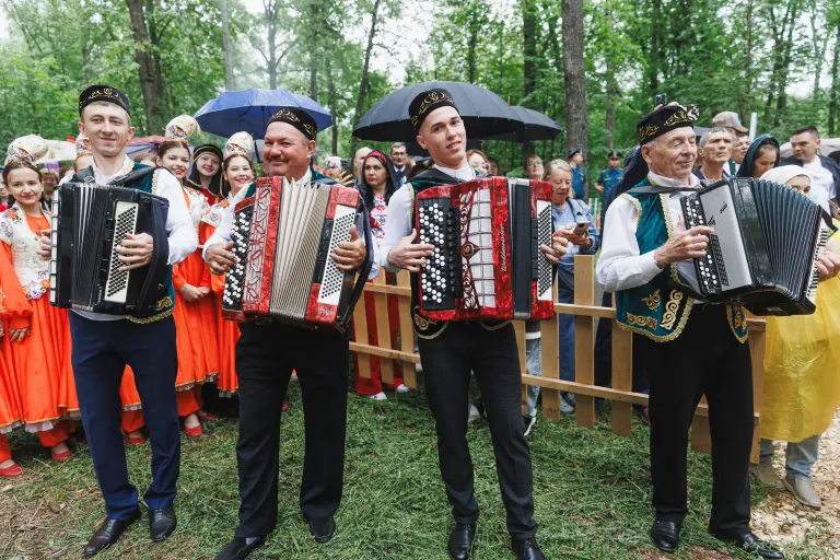 Концертная программа от ансамбля баянистов