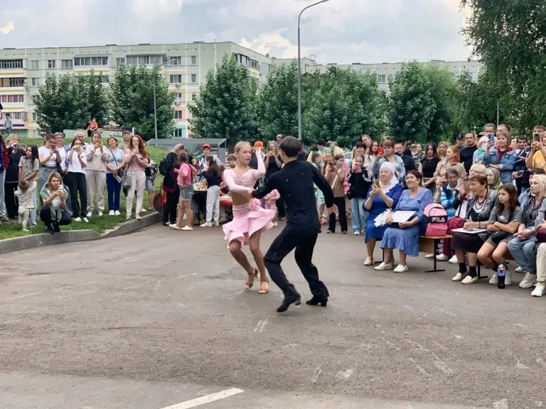 Праздник двора