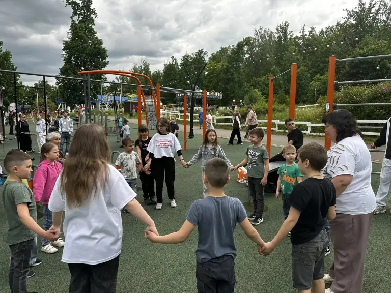 Групповые занятия: «Играй, общайся, развивайся!».