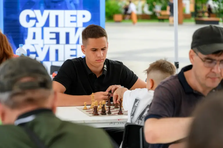 Турнир по шахматам
