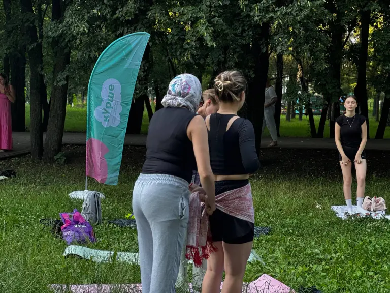 Здоровая спина с Лейсан Шукуровой
