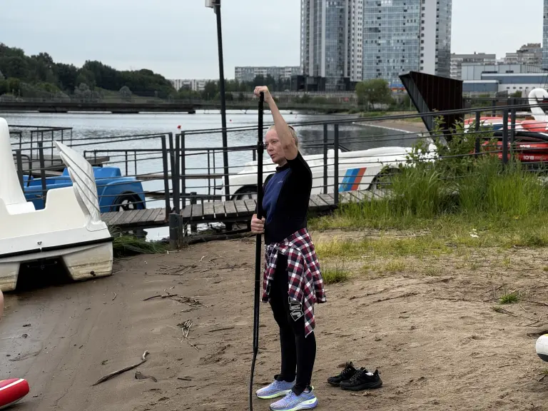 Тренировка на сап-бордах от Стоя на воде