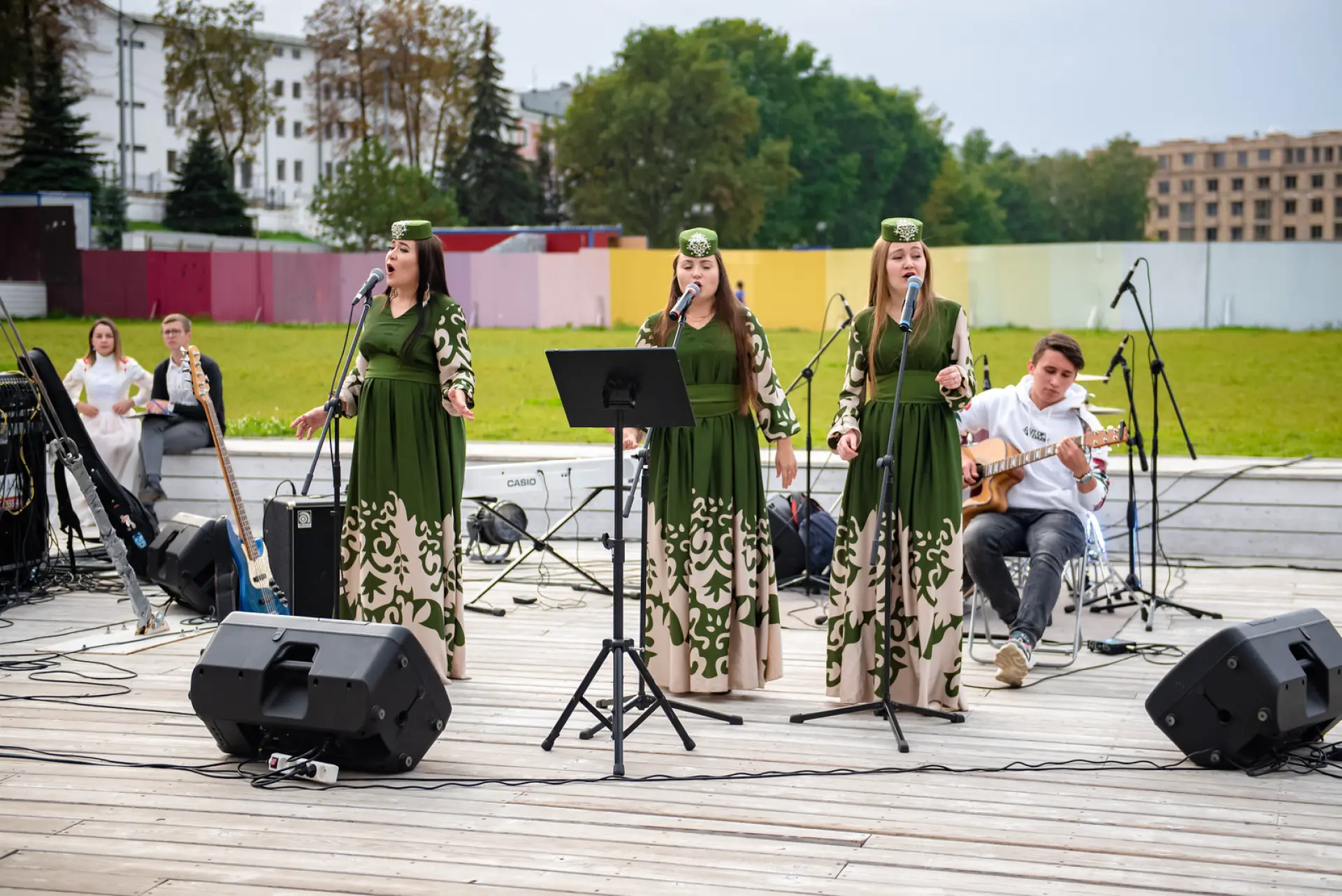 Уличные музыканты