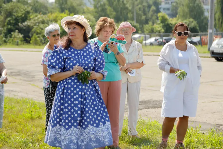 Арттерапевтическая прогулка «Диалог с Землей: письмо ландшафту»