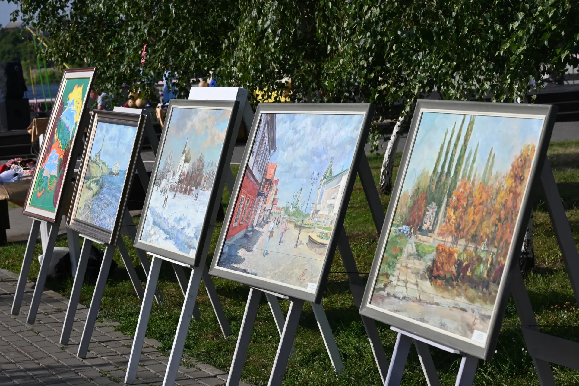 Экскурсия по фотовыставке
