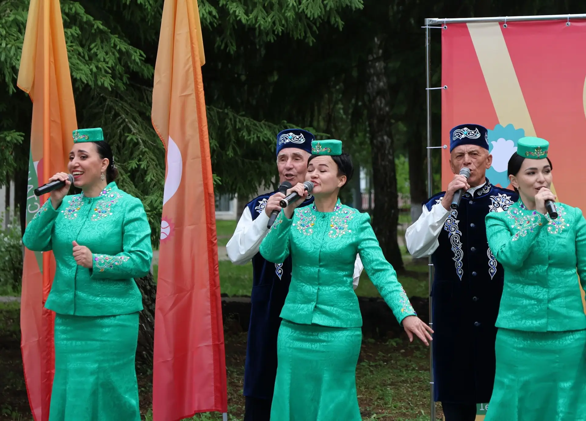 Когда поёт орнамент