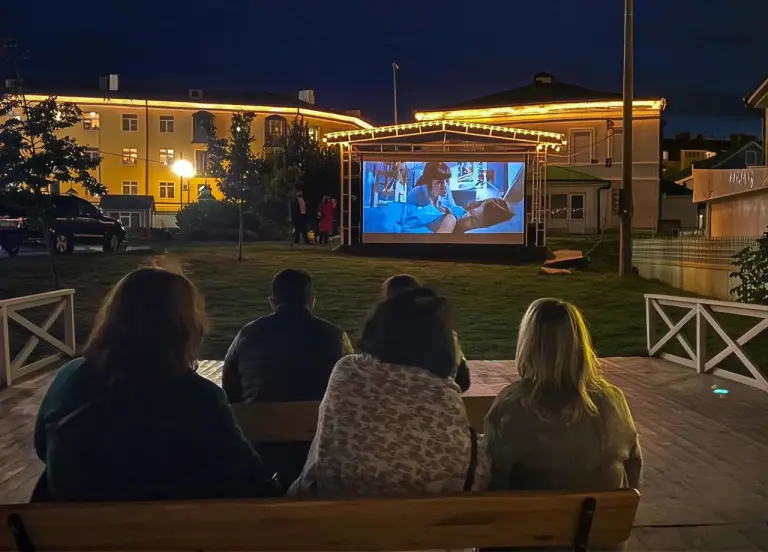 Кино под открытым небом