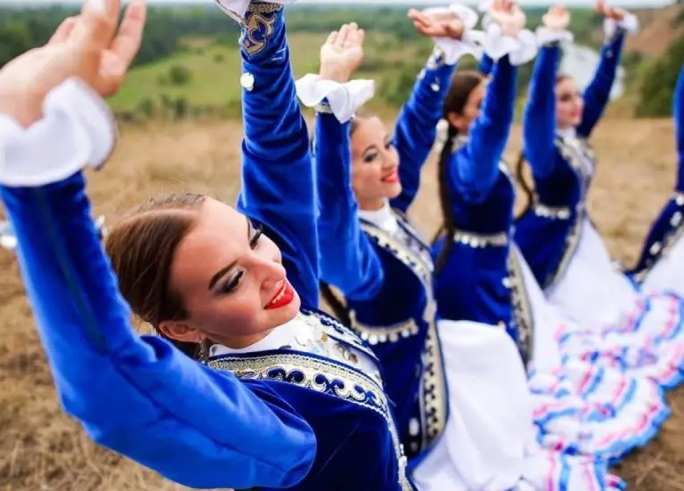 Театрализованное представление «Под открытым небом»