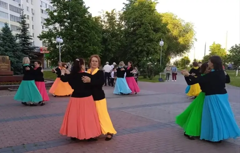 Давайте потанцуем!