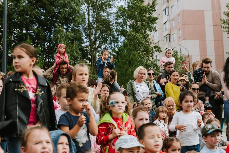 Главный флаг страны великой