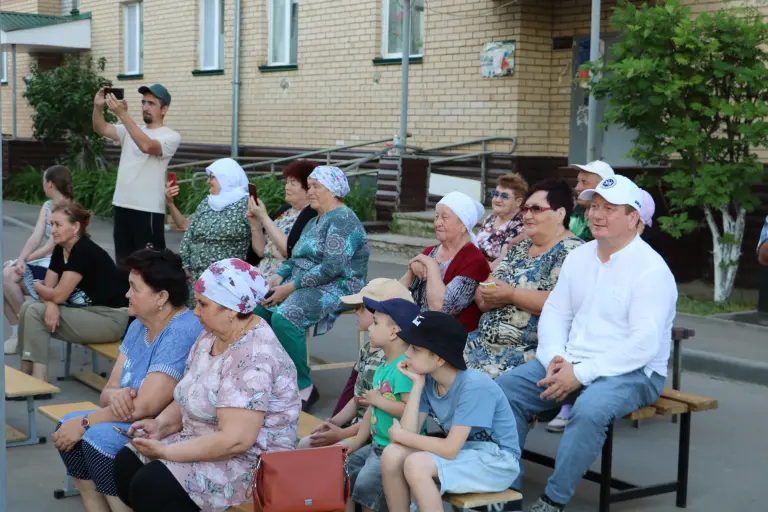 Просмотр фильма на открытом воздухе