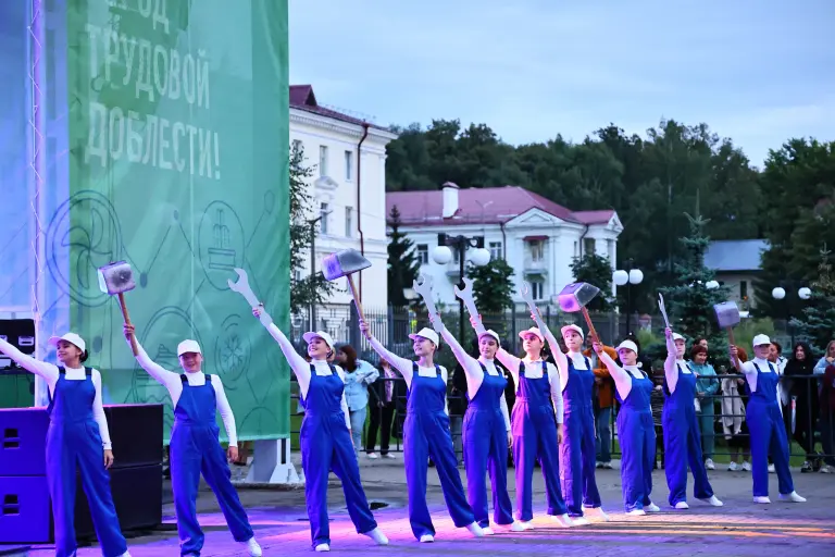 «Зелэнэдүл — батырлык һәм данлык шәһәре»
