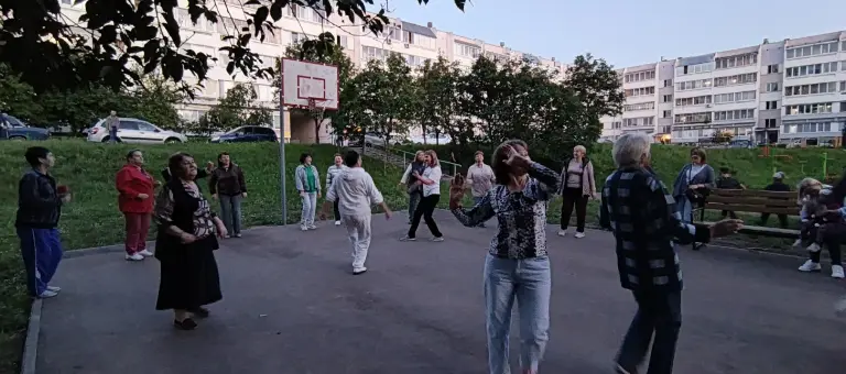 «Танцы без границ»