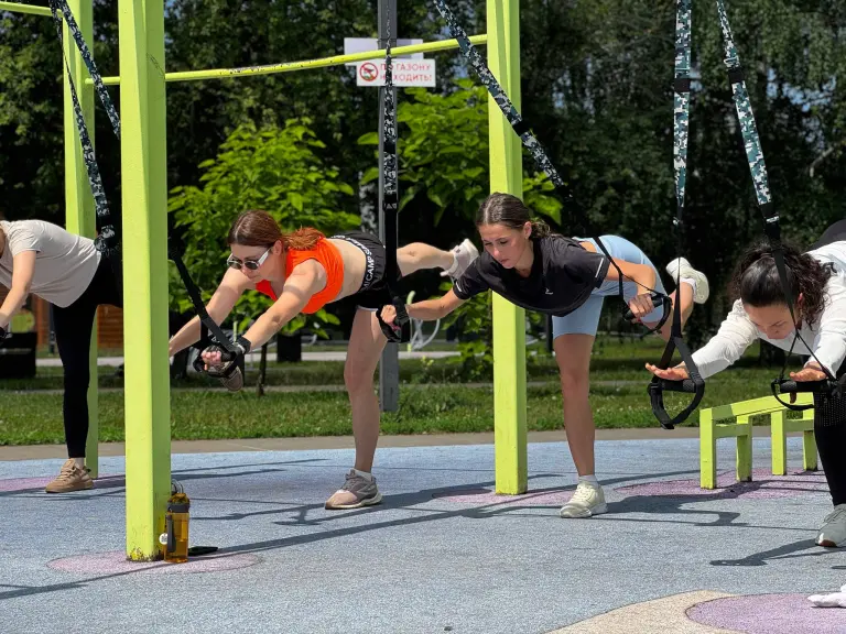 Тренировка на TRX петлях от Карповой Аделии