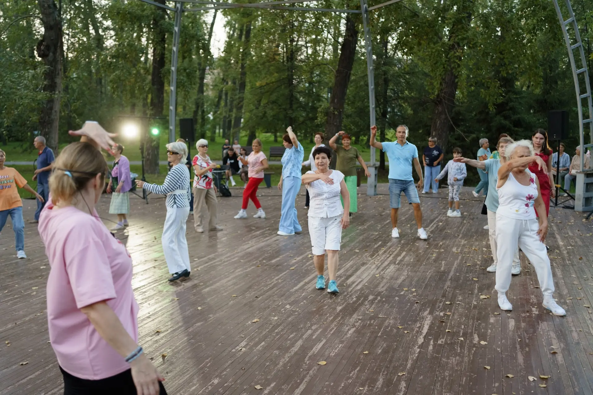 Жизнелюб