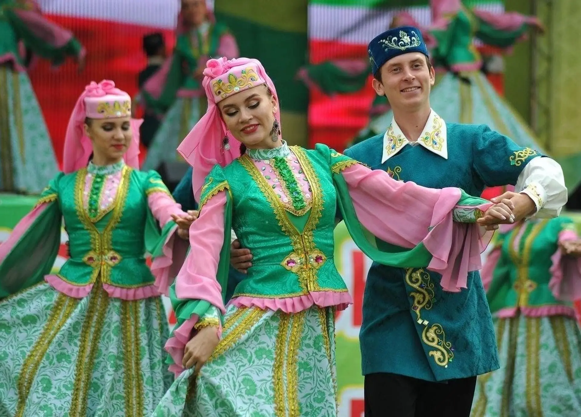 Концерт Вокального ансамбля “Ярмарка” и коллектива “Фантазия”