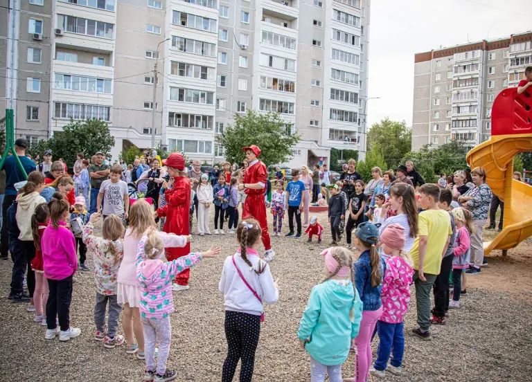 Праздник двора