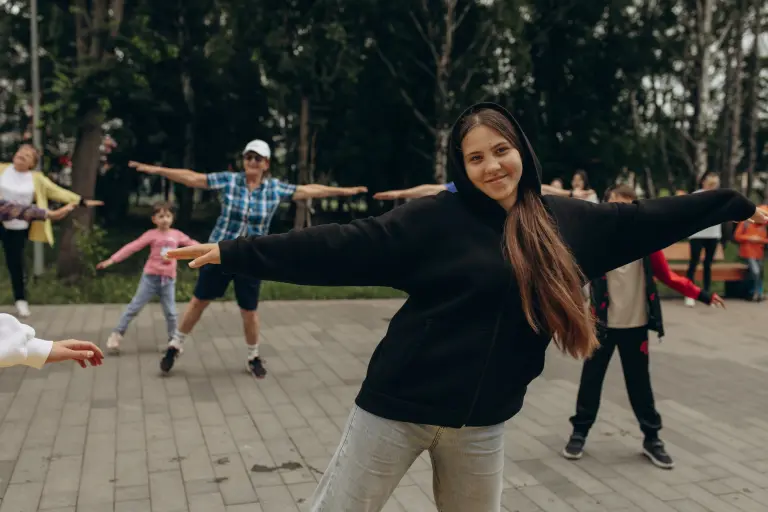Спорт мәйданчыклары буяу мавыгу. Bachata