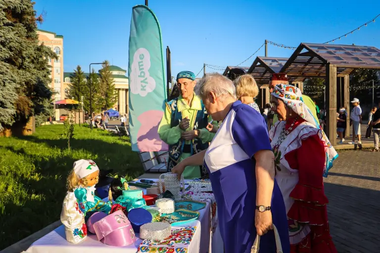 «Тепло родных узоров»