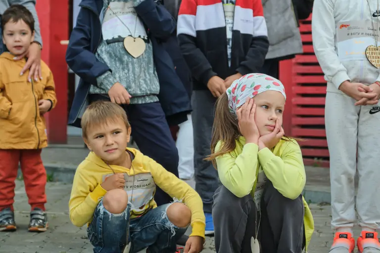 «Çиполино һәм уңышлы дуслары»