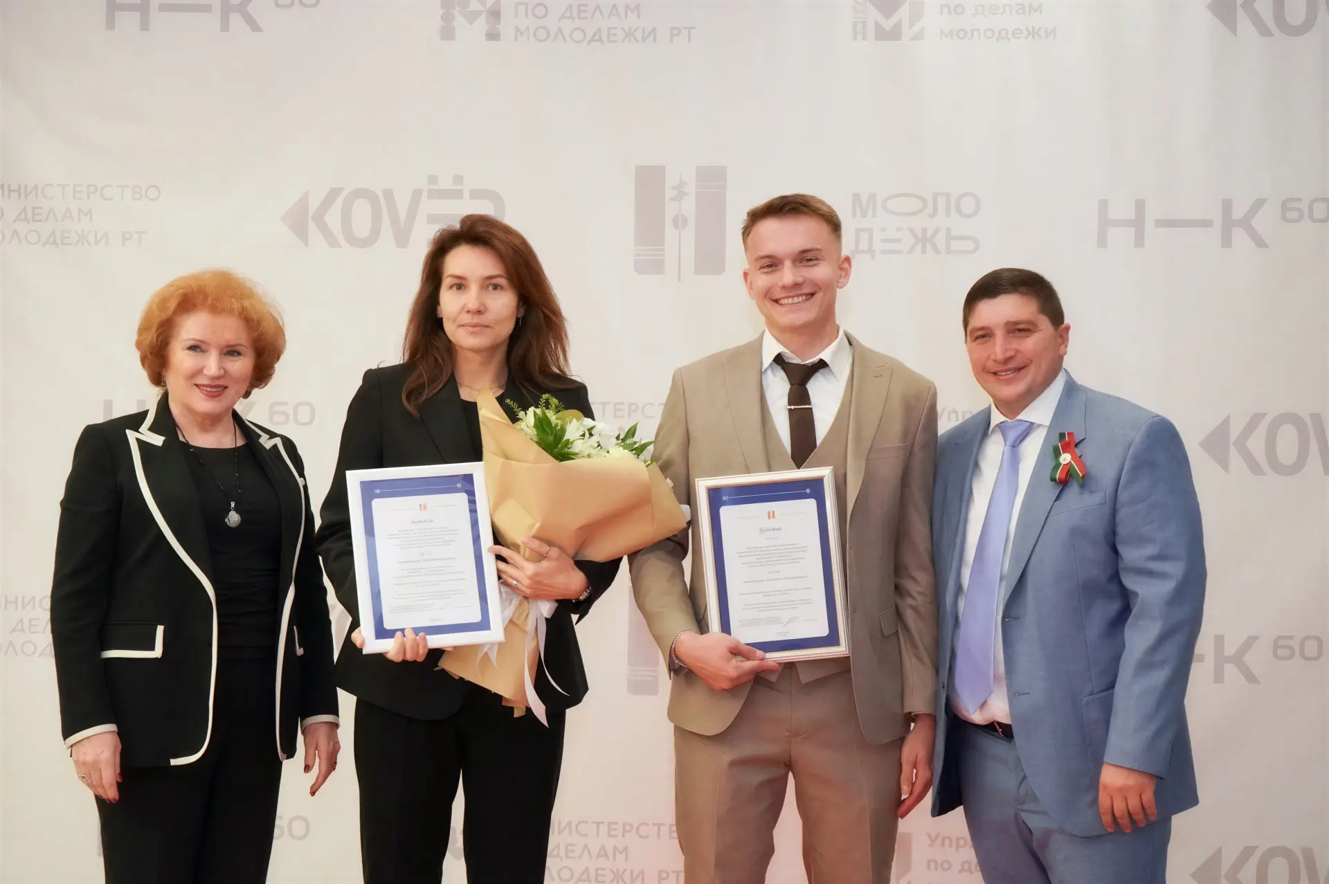 Диплом проектларының конкурсында җиңүчеләрне бүләкләү