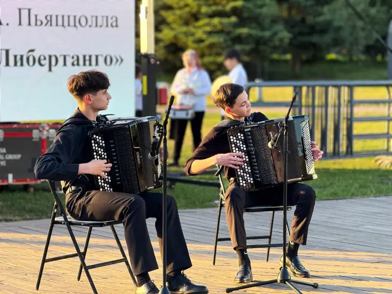Исәнме мәктәп!