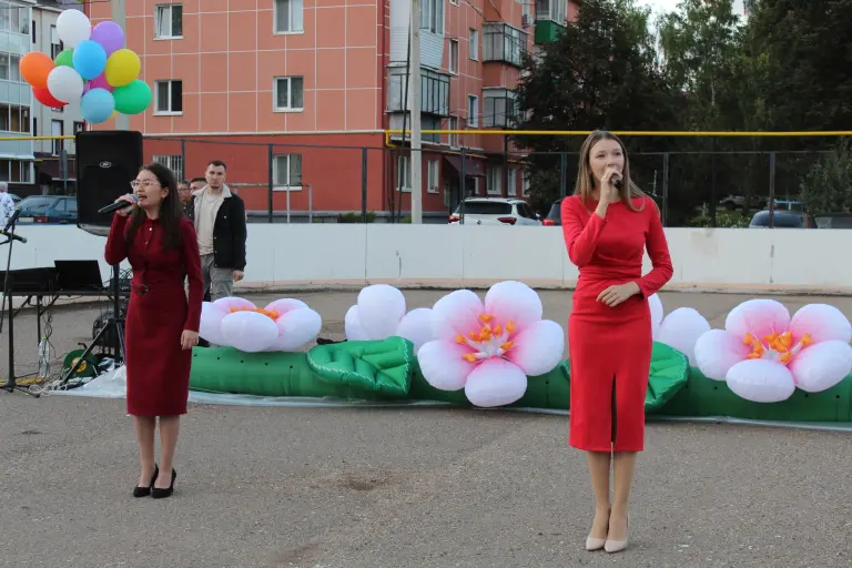 Праздник двора