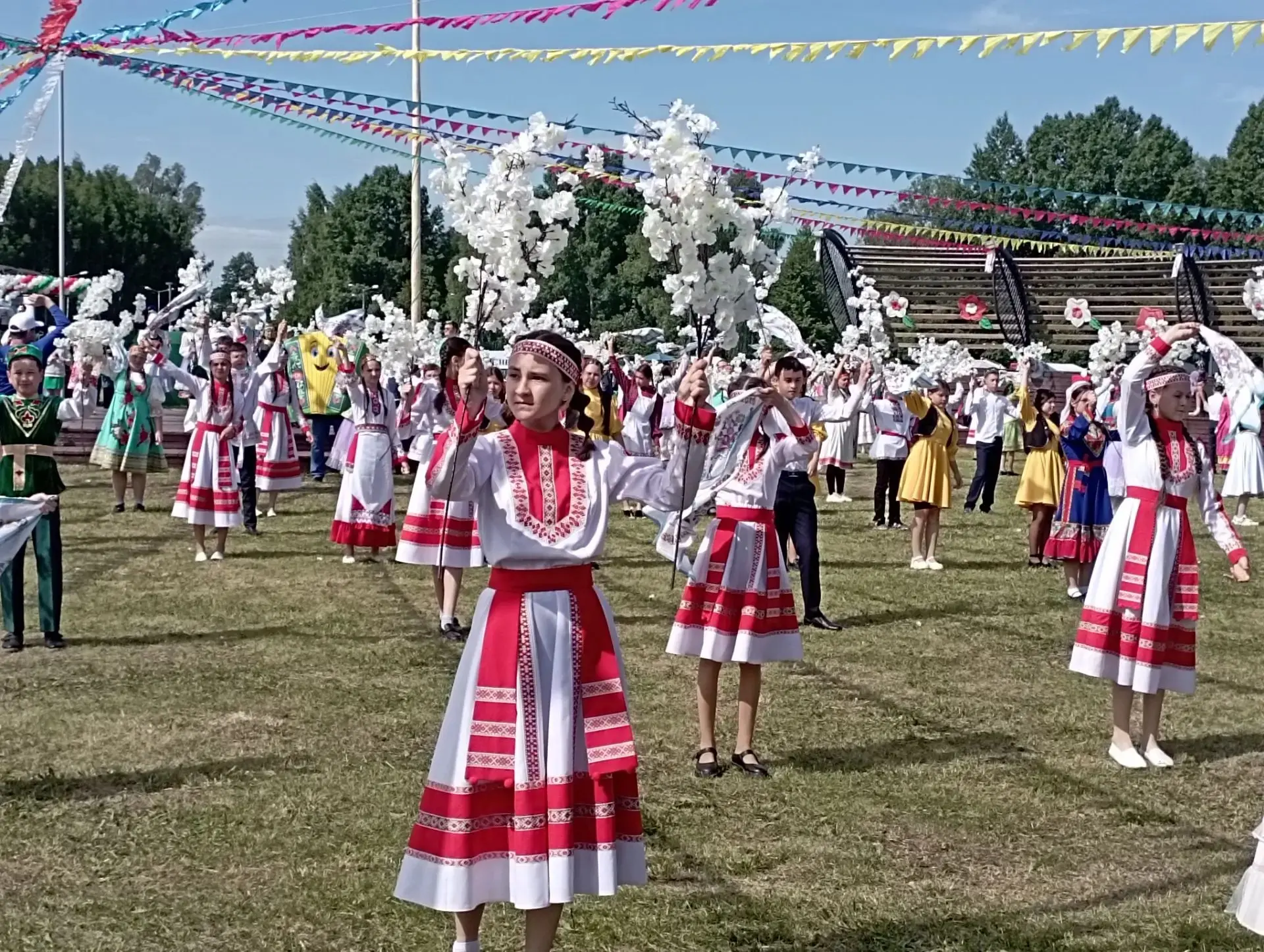 «Яркие моменты лета»